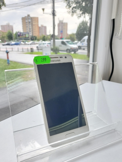 Imagine Samsung Galaxy A3 2015