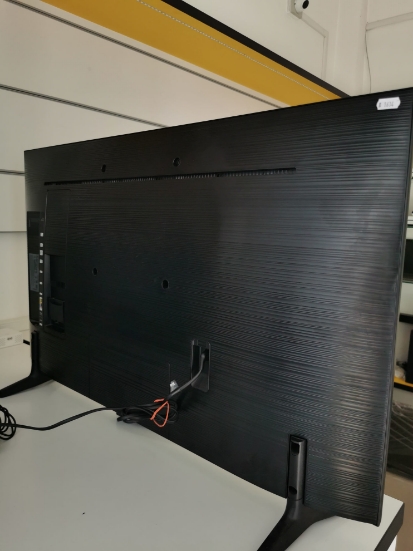 Imagine Samsung Smart TV 4k 100cm UE40NU7182U