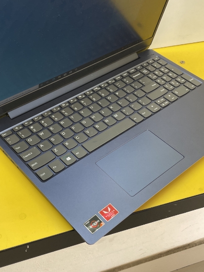Imagine Lenovo V330S AMD Ryzen 5 2500U/4GB/HDD 1TB