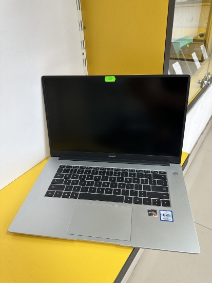 Imagine Huawei MateBook D15 Ryzen 5 3500U 8 GB SSD 256 GB