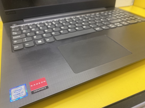 Imagine Lenovo V330 i7-8550U / 12GB / SSD 128GB + HDD 1TB / AMD R7 M440 2GB