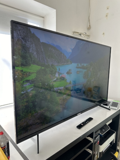 Imagine TCL Smart TV Android 50P615 4K 127cm