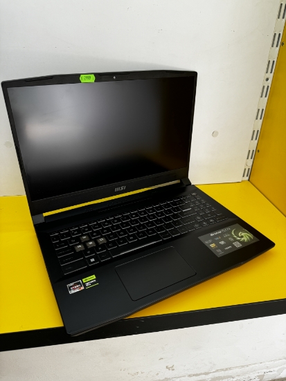 Imagine MSI Bravo 15 AMD Ryzen 5 7535HS 16GB RAM SSD 512GB RTX 4050 6GB