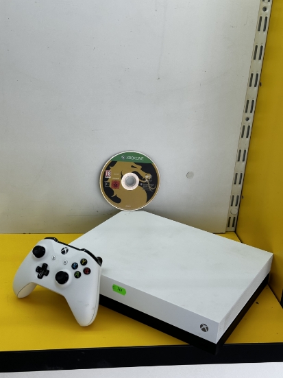 Imagine Consola Xbox One X 1TB