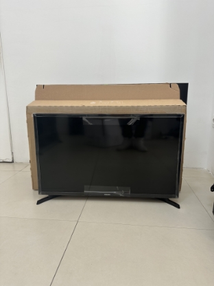 Imagine Samsung Smart TV T4300 80cm