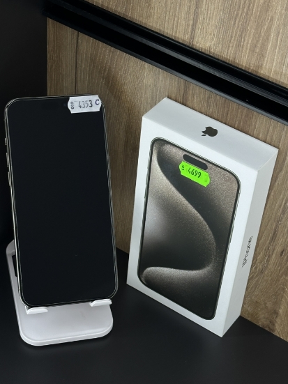 Imagine iPhone 15 Pro Max 256GB baterie 98%
