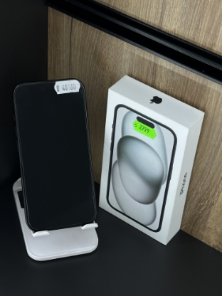 Imagine IPhone 15 (128) Baterie 87% 