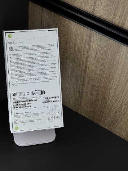 Imagine IPhone 16 128GB Bat 100%, Produs Nou Sigilat