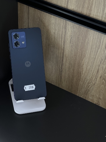 Imagine Motorola G84  5G 256 GB