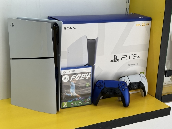 Imagine PlayStation 5 Slim Disk Edition 2 Controllere