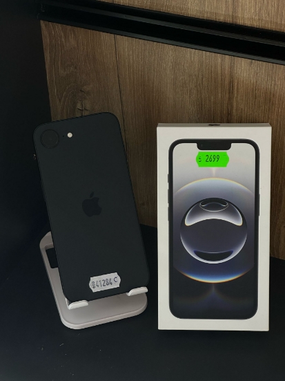 Imagine IPhone 16E 128GB Bat 100%, 5cicluri 