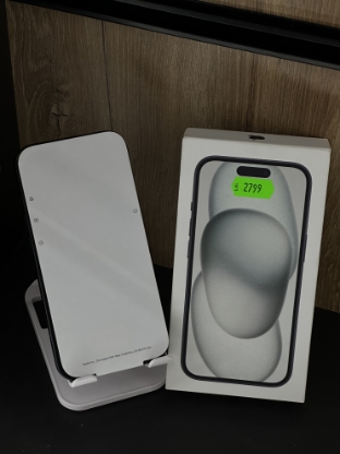 Imagine IPhone 15 (128) Baterie 100% 68cc. 