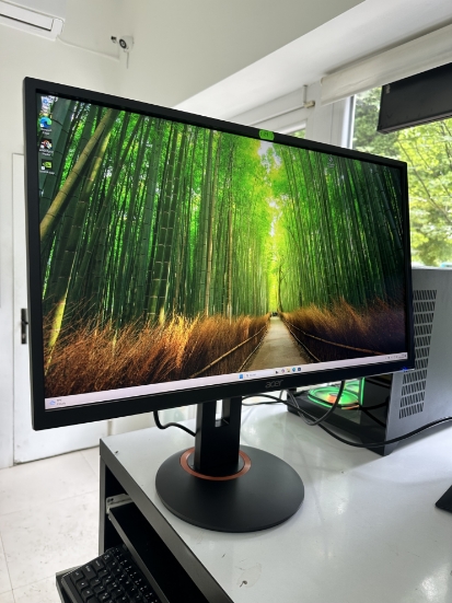 Imagine Acer LED Gaming Nitro XF270 27' 144Hz IPS