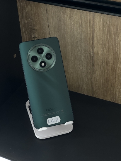 Imagine Oppo Reno 12FS 512gb 12GB RAM 