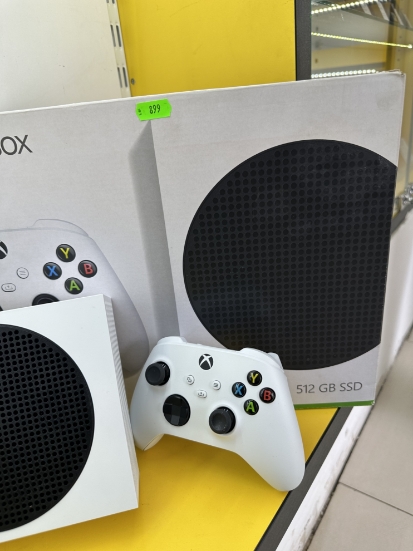 Imagine Consola XBOX Series S 512GB SSD 1 controller 