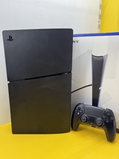 Imagine PlayStation 5 Slim Disk Edition Black/White 1 Controller   