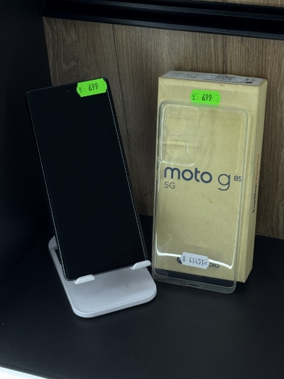 Imagine Motorola G85 5G 256GB 8GB RAM 