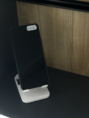 Imagine Oppo Reno 12F  (256) 8GB RAM  