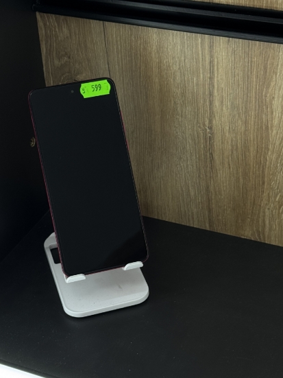 Imagine Motorola G84  5G 256 GB 12GB RAM