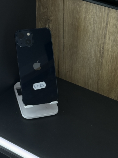 Imagine IPhone 13 128GB Baterie: 100% 