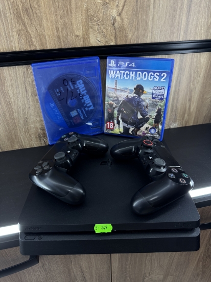 Imagine PlayStation 4 Slim 500 GB +2 Controller +2 Jocuri