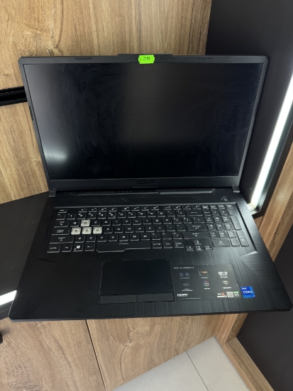 Imagine ASUS TUF F17 FX706HEB Intel Core i7-11800H 17.3 Full HD, 16GB, SSD 512GB, NVIDIA GeForce RTX 3050 TI 4GB	