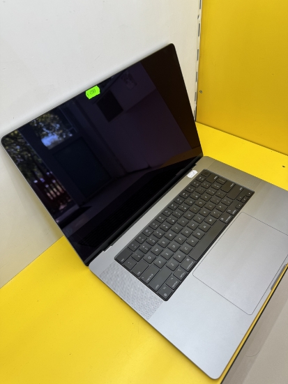 Imagine MacBook PRO 16 A2485 16.2 M1 PRO   16GB RAM  SSD 512GB  2021   bat:30 cc (incarcari)