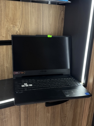 Imagine Asus FX507Z i5-12500H / 16GB RAM /NVME SSD 1TB / RTX 3050 4GB