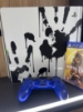 Imagine Consola PlayStation 4 PRO 1TB +1 Controller + 1 Joc