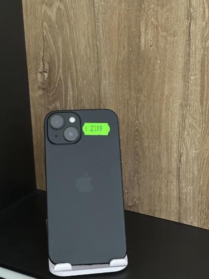 Imagine IPhone 15 128 GB Baterie 94%