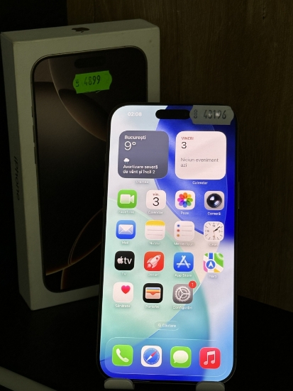 Imagine IPhone 16 PRO MAX 256GB 42 Cicluri Zgarietura usoara pe ecran