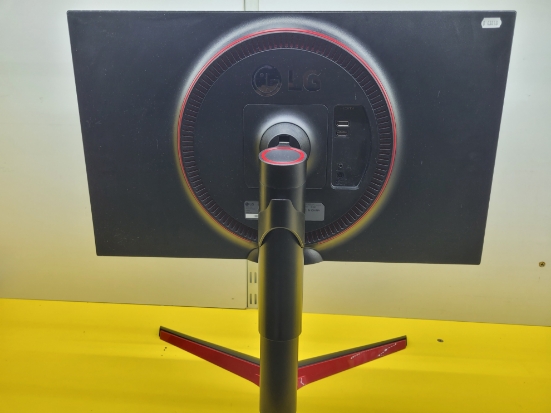 Imagine Monitor LED  IPS LG  FULL HD 1ms 144 Hz Nvidia G-Sync 27'' 27GL63T