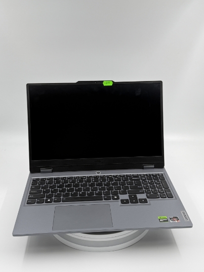 Imagine Lenovo Gaming 83JC Ryzen 5 7235HS 16 GB SSD 512 GB RTX 3050 6 GB