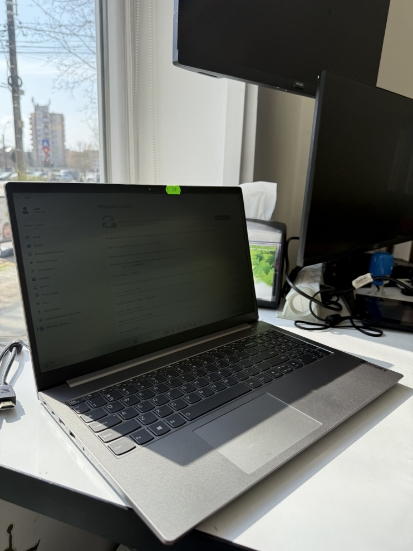 Imagine Lenovo VE20 i3-1115G4 / SSD 256GB / 8GB