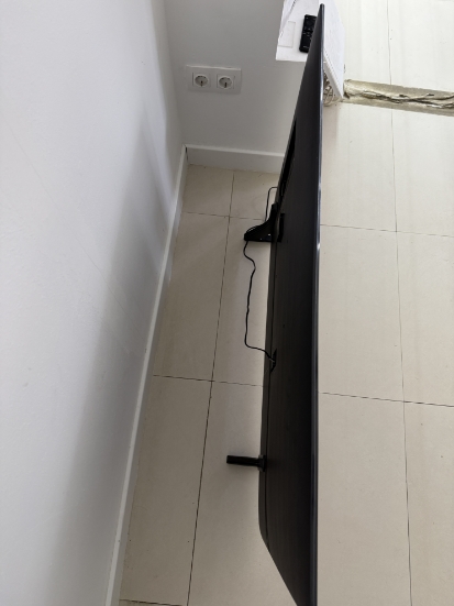 Imagine Samsung Smart TV LED 4K UE50DU8572 125cm