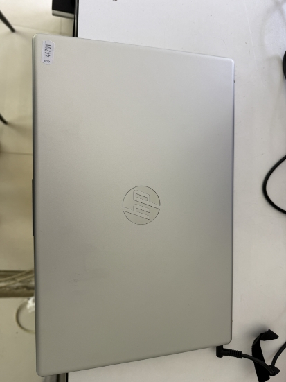 Imagine Laptop HP AMD Ryzen 7 7730U 16 GB SSD 512 GB 