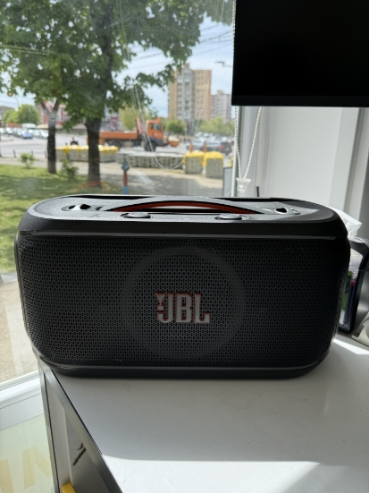 Imagine JBL PartyBox On-The-Go 100W