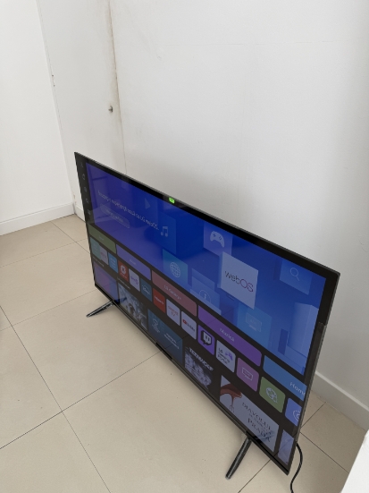 Imagine LG Smart TV 55UT73003 139 cm 4K UHD LED