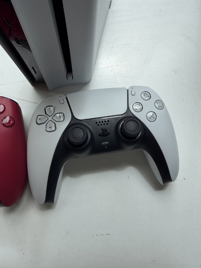 Imagine PlayStation 5 Slim Disc Edition 2 Controllere